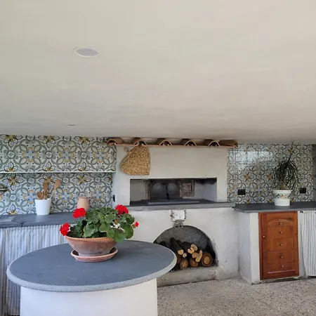 Casa vacanze Sun & Relax, Relaxing Location With Seaview Massa Lubrense