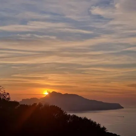 Sun & Relax, Relaxing Location With Seaview * Massa Lubrense