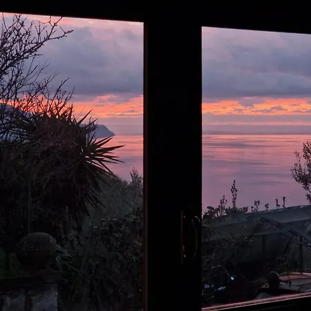 Holiday home Sun & Relax, Relaxing Location With Seaview *