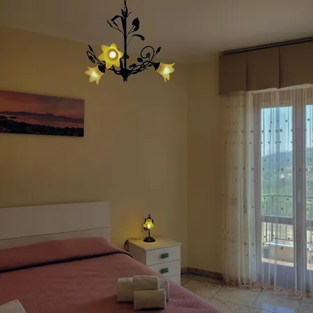 Sun & Relax, Relaxing Location With Seaview Holiday home Massa Lubrense
