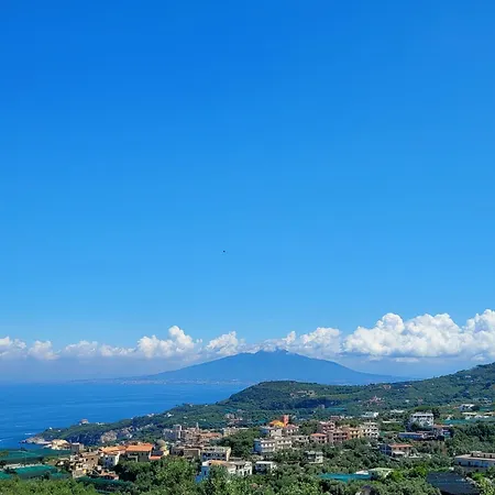 Sun & Relax, Relaxing Location With Seaview Holiday home Massa Lubrense