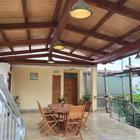 Sun & Relax, Relaxing Location With Seaview Massa Lubrense
